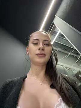 Snapshot of NattyPierce chatting on 12.30.24 NattyPierce online show from 12.30.24