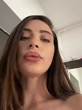 Snapshot of NattyPierce chatting on 02.25.25 NattyPierce online show from 02.25.25
