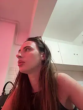 Snapshot of NattyPierce chatting on 03.04.25 NattyPierce online show from 03.04.25