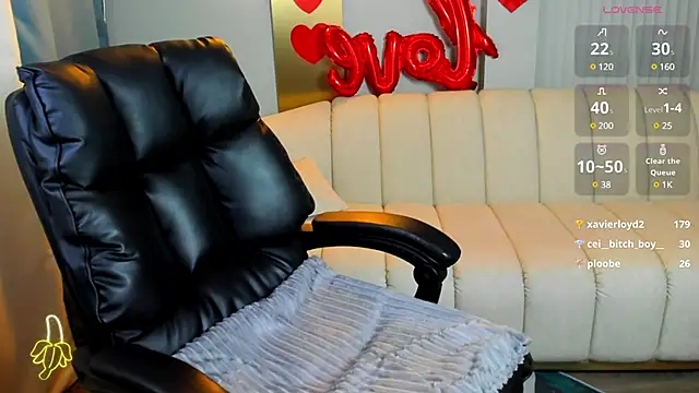 Eva Conors  online show from 02.28.25