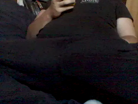 Snapshot of Lovelabite2 chatting on 01.21.25 Lovelabite2 online show from 01.21.25