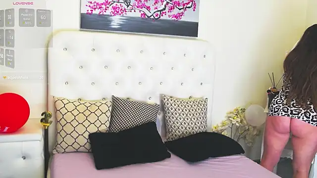 Ysabell01 online show from 11.02.25