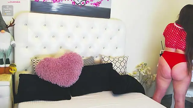 Ysabell01 online show from 03.25.26