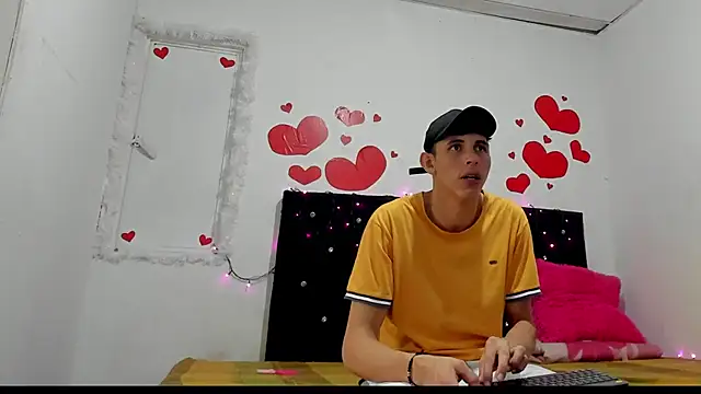 chloe evanx  online show from 02.26.25