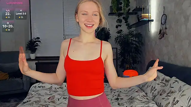 Snapshot of AnitaaClark chatting on 01.30.25 AnitaaClark online show from 01.30.25