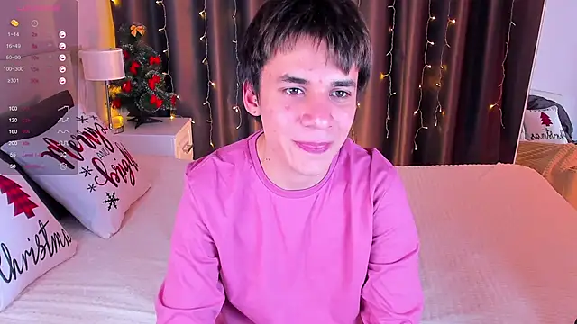 Snapshot of Andrew_Clar chatting on 12.16.24 Andrew Clar online show from 12.16.24