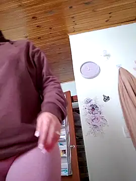 Snapshot of RenataSexy_ chatting on 09.11.25 RenataSexy online show from 09.11.25