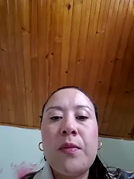 Snapshot of RenataSexy_ chatting on 10.15.25 RenataSexy online show from 10.15.25