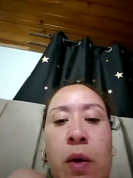 Snapshot of RenataSexy_ chatting on 05.12.26 RenataSexy online show from 05.12.26