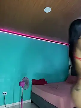 Snapshot of ALANAH_KITTY chatting on 12.02.25 ALANAH KITTY online show from 12.02.25