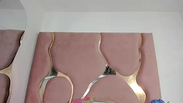 Snapshot of Sofia-candyht chatting on 04.26.26 Sofia-candyht online show from 04.26.26