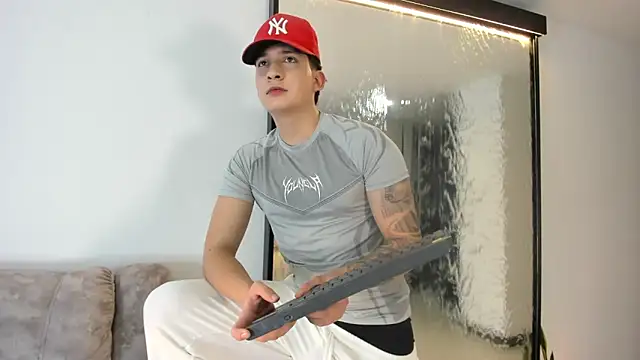 emmanuel scor online show from 12.18.25