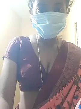 Snapshot of Jyotilakshmi chatting on 01.18.25 Jyotilakshmi online show from 01.18.25
