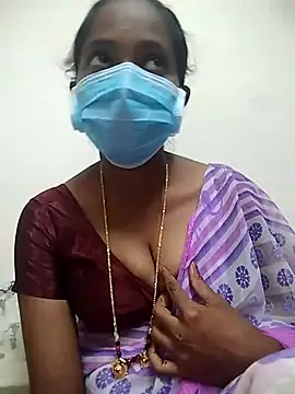 Snapshot of Jyotilakshmi chatting on 10.13.25 Jyotilakshmi online show from 10.13.25