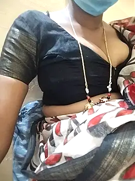 Snapshot of Jyotilakshmi chatting on 11.04.25 Jyotilakshmi online show from 11.04.25