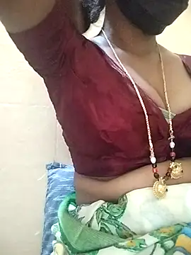 Snapshot of Jyotilakshmi chatting on 12.14.25 Jyotilakshmi online show from 12.14.25