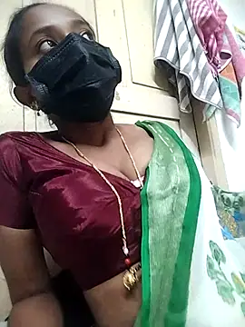 Snapshot of Jyotilakshmi chatting on 12.16.25 Jyotilakshmi online show from 12.16.25