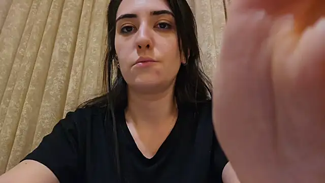 AlejandraDelaney online show from 01.01.25