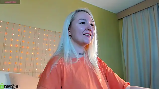 Snapshot of Debbie_Taylor chatting on 06.10.26 Debbie Taylor online show from 06.10.26