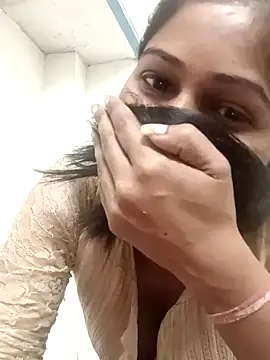 Rajni-Mehra online show from 03.08.25