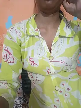 Snapshot of Rajni-Mehra chatting on 06.09.26 Rajni-Mehra online show from 06.09.26