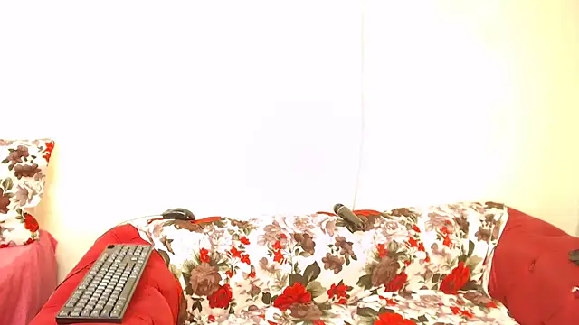 SweetHotLipsX39 online show from 09.19.25