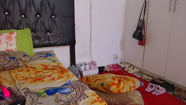 BigbootyNickyx online show from 10.07.25