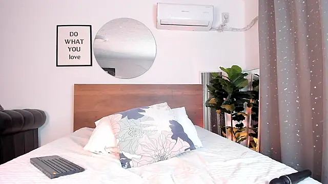 amber maxwell online show from 02.06.25