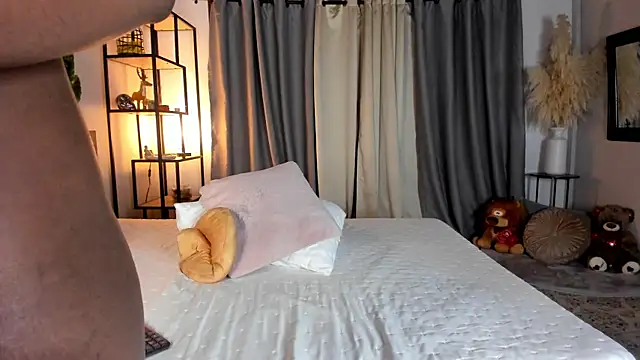 amber maxwell online show from 01.12.26