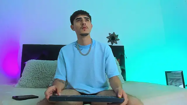 PhilipRich online show from 03.17.25