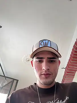 Snapshot of PhilipRich chatting on 04.28.26 PhilipRich online show from 04.28.26