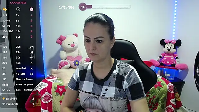 Snapshot of Sofiiaa_Cooper chatting on 12.04.24 Sofiiaa Cooper online show from 12.04.24