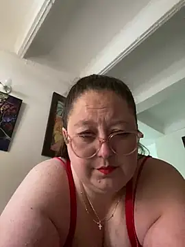 Chloee ep online show from 02.13.25