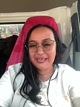 Snapshot of Gia_Nahomi chatting on 12.12.24 Gia Nahomi online show from 12.12.24