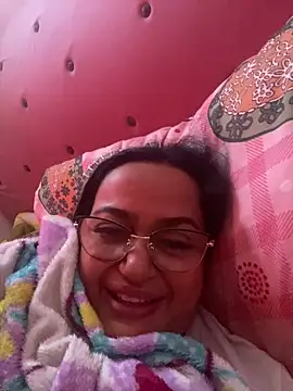 Snapshot of Gia_Nahomi chatting on 01.07.25 Gia Nahomi online show from 01.07.25