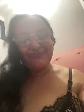 Snapshot of Gia_Nahomi chatting on 03.15.25 Gia Nahomi online show from 03.15.25