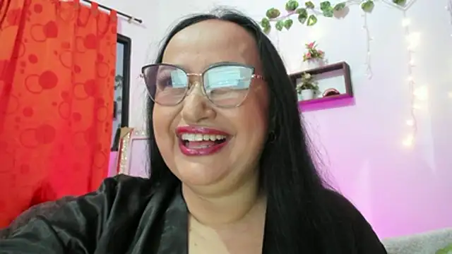 Snapshot of Gia_Nahomi chatting on 01.05.26 Gia Nahomi online show from 01.05.26