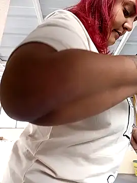 Snapshot of Ambarsexbutler chatting on 03.05.25 Ambarsexbutler online show from 03.05.25