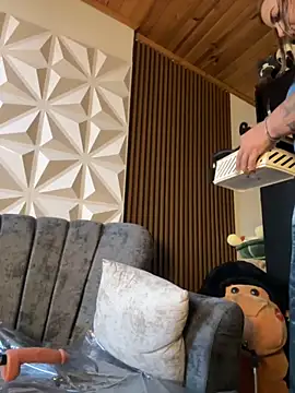 Snapshot of Ambarsexbutler chatting on 10.20.25 Ambarsexbutler online show from 10.20.25