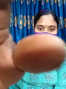 Hot Maleka online show from 02.23.25