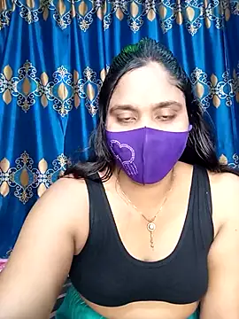 Hot Maleka online show from 03.13.25