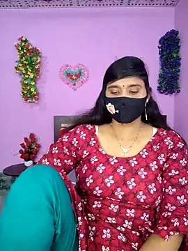 Hot Maleka online show from 11.08.25