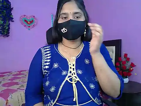 Snapshot of Hot_Maleka chatting on 03.12.26 Hot Maleka online show from 03.12.26