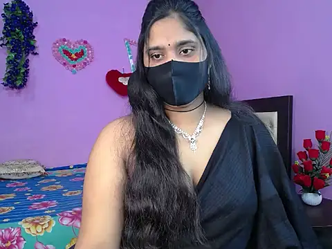 Snapshot of Hot_Maleka chatting on 03.28.26 Hot Maleka online show from 03.28.26