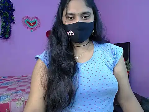 Snapshot of Hot_Maleka chatting on 04.04.26 Hot Maleka online show from 04.04.26