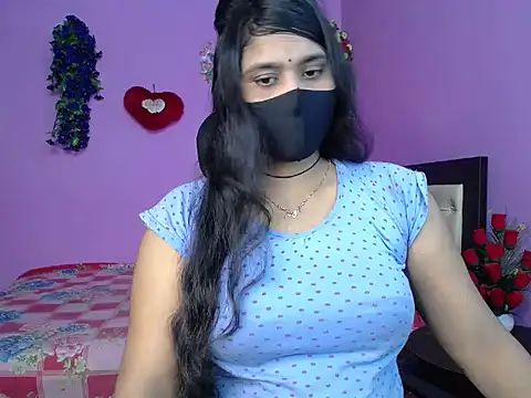 Snapshot of Hot_Maleka chatting on 05.21.26 Hot Maleka online show from 05.21.26