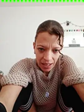 Snapshot of prettyblueeyes420 chatting on 01.10.25 prettyblueeyes420 online show from 01.10.25