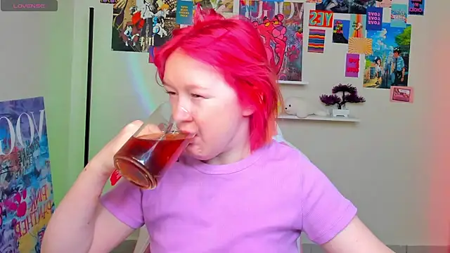 Sara Robinson online show from 03.18.25