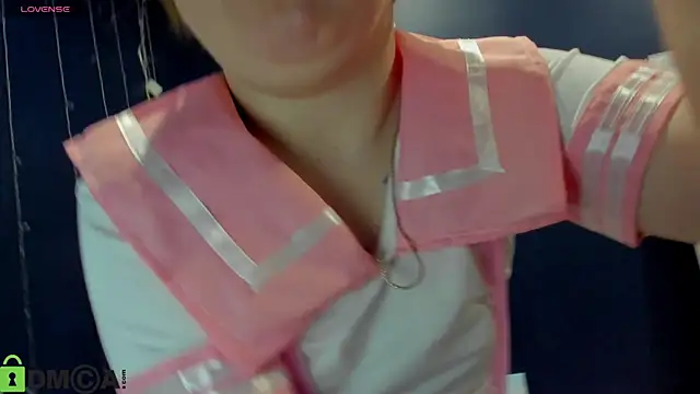 Sara Robinson online show from 11.22.25