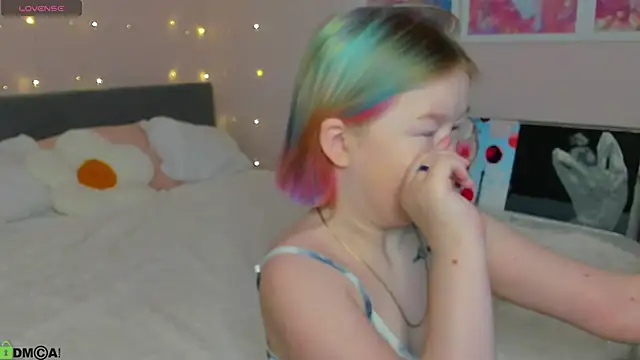 Snapshot of Sara_Robinson chatting on 02.01.26 Sara Robinson online show from 02.01.26